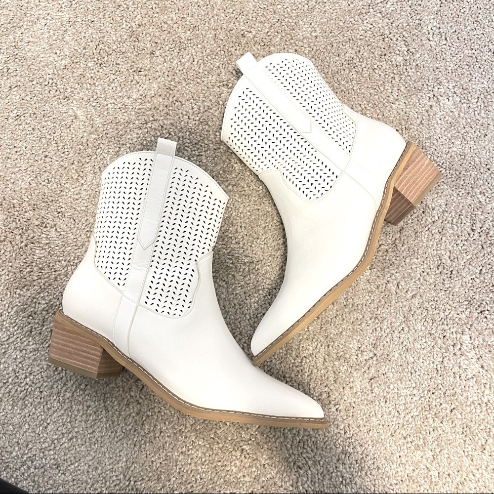Miim white booties